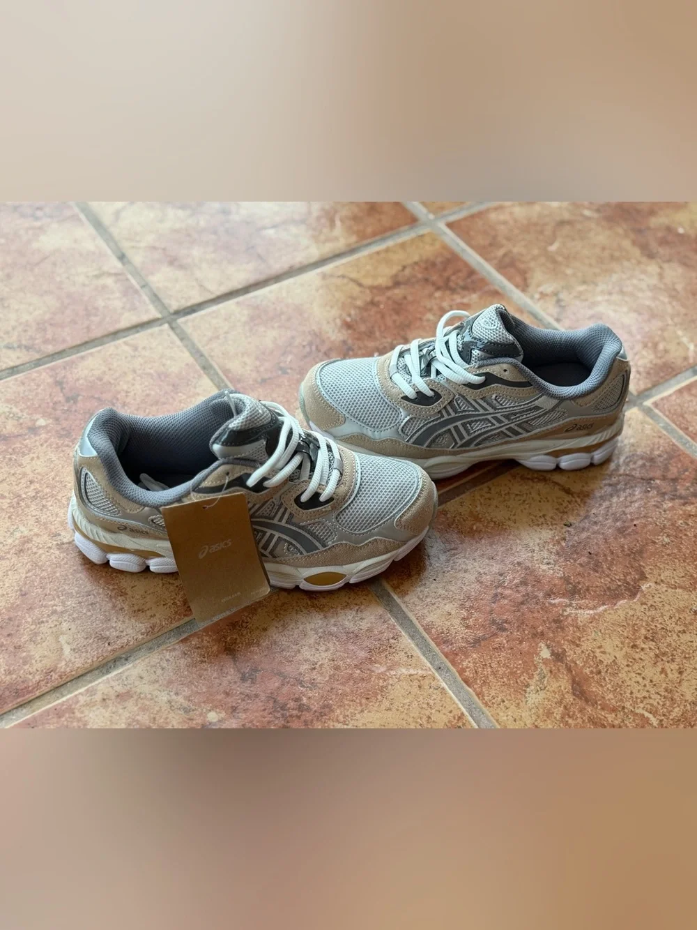 Asics Beige Gray White Men's Running Sneakers